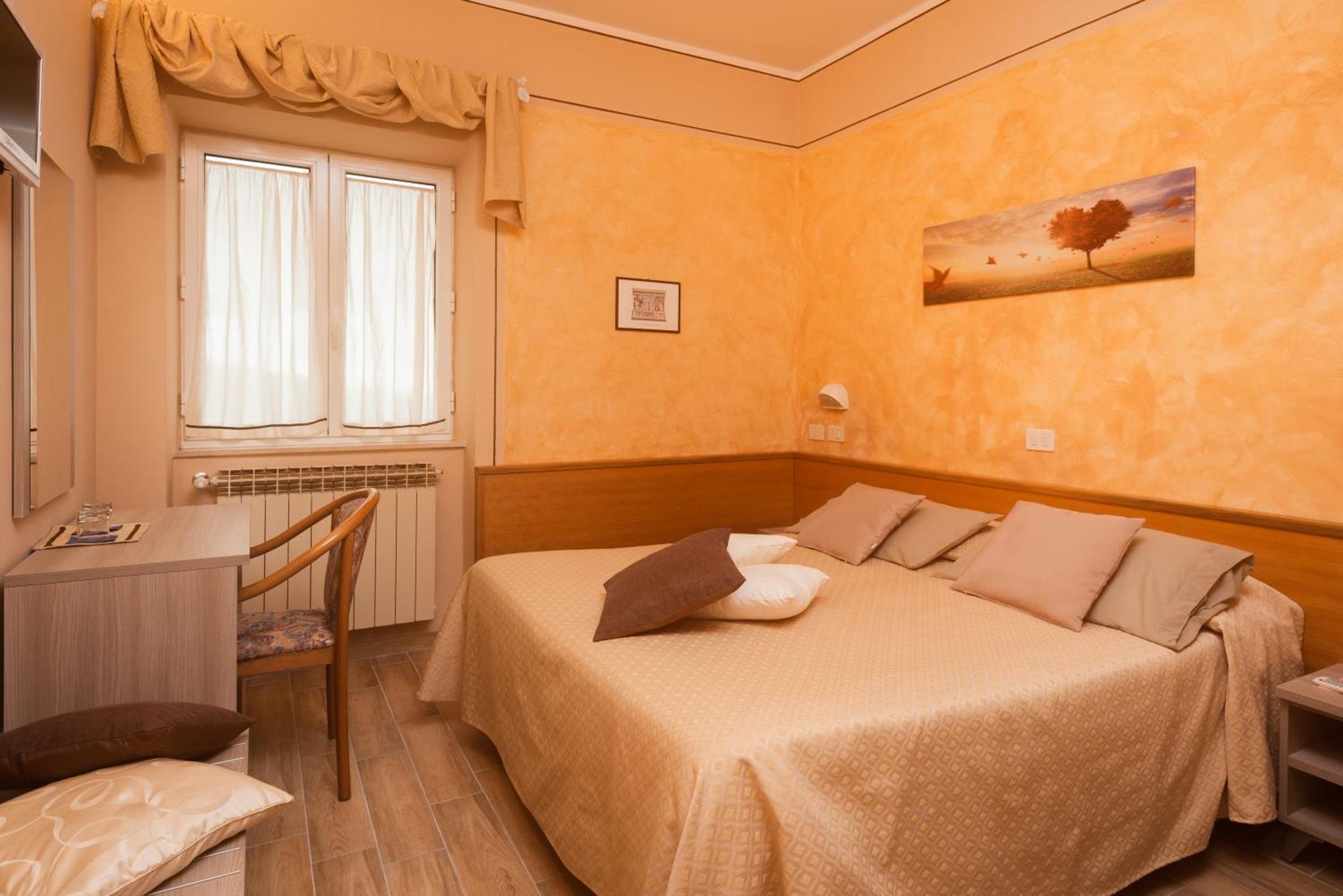 Albergo Ristorante Il Fungo Santa Fiora Exterior foto